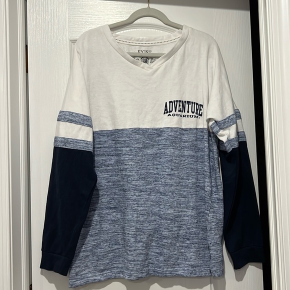 NJ Adventure Aquarium Long Sleeve crewneck - Picture 1 of 4